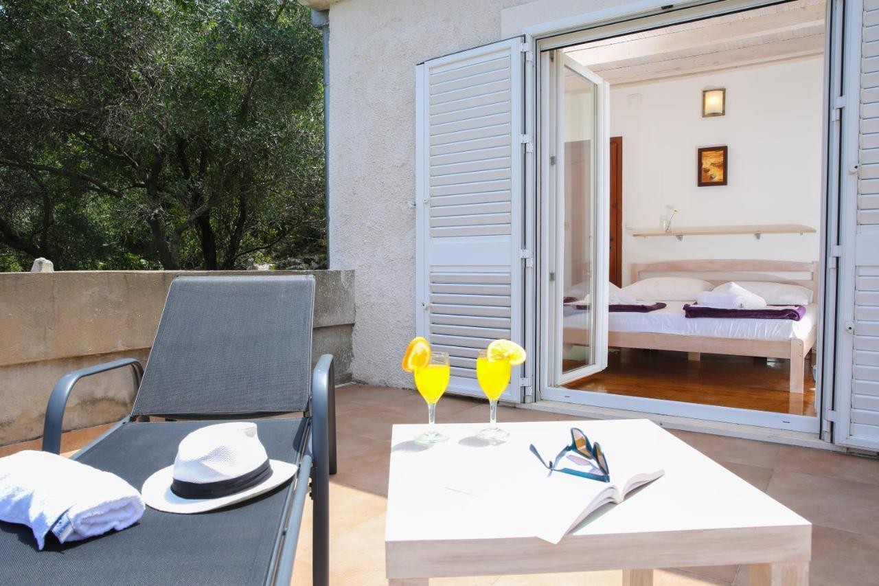 Spacious Apartment Lucia Prozura Luaran gambar