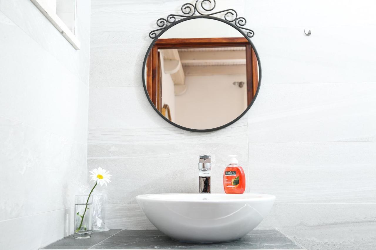 Spacious Apartment Lucia Prozura Luaran gambar